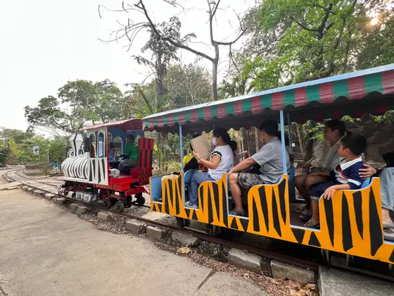 รถไฟรางชมฟาร์ม
